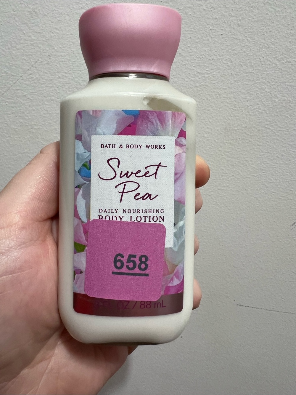 Bath & Body Works Sweet Pea Body Lotion - Pink & White